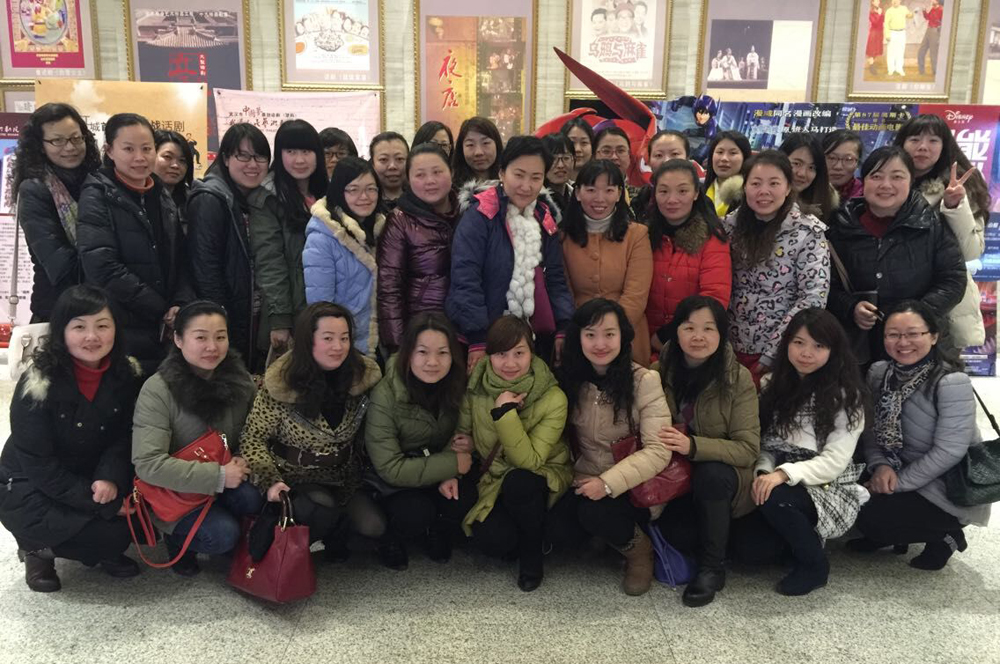 情牽女人心 暖意送祝?！睎|信醫(yī)藥三八國際婦女節(jié)活動